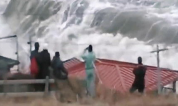 海啸视频,海啸震撼瞬间纪实